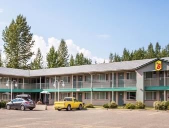 Готель Super 8 By Wyndham Quesnel Bc Екстер'єр фото